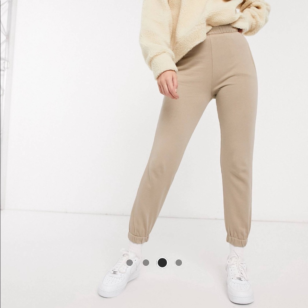 Beige Taupe fitted Sweat Pants